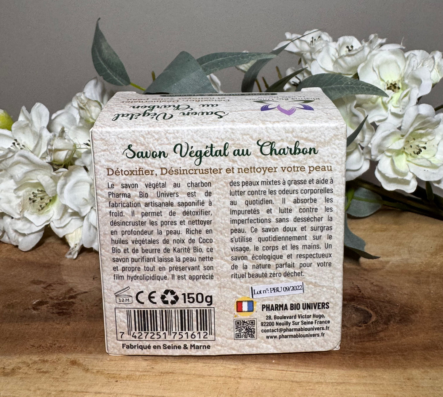 Savon au Charbon Actif – Purifiant & Démaquillant Naturel