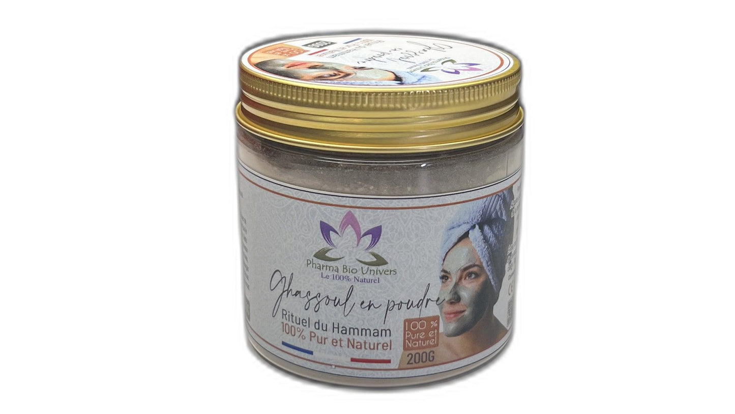 Savon artisanal naturel au lait de chèvre, hydratant et doux pour la peau, 150g, couleur crème, emballé dans du papier kraft écologique, texture visible et lisse