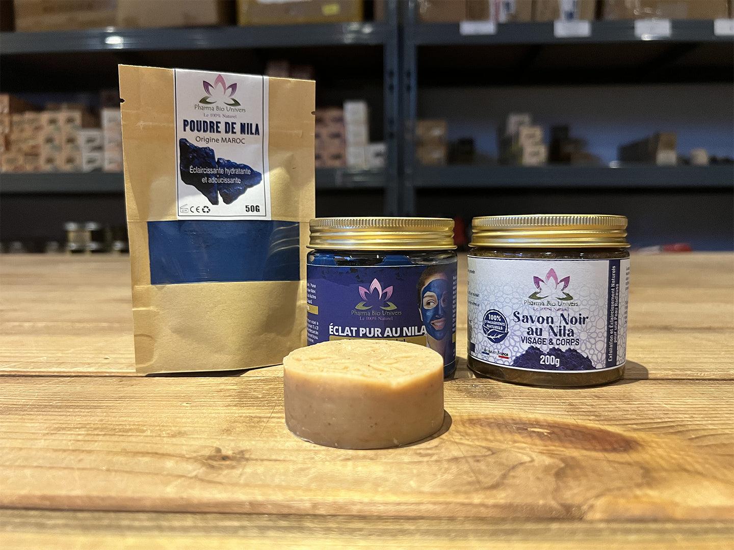 Savon artisanal naturel au lait de chèvre, hydratant et doux pour la peau, 150g, couleur crème, emballé dans du papier kraft écologique, texture visible et lisse