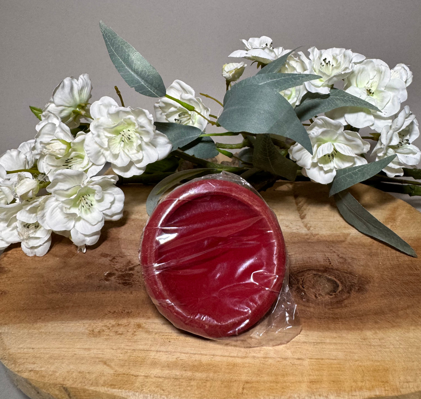 Rouge à lèvres vegan et végétal Aker Fassi – maquillage naturel à base de coquelicot et grenade, couleur rouge intense